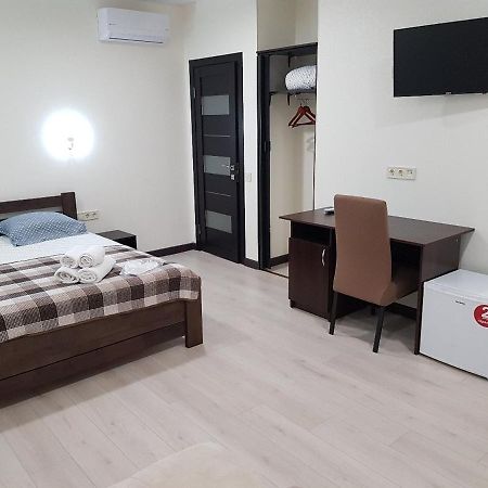 Mini Otel Cozy Patio Odessa Exterior photo