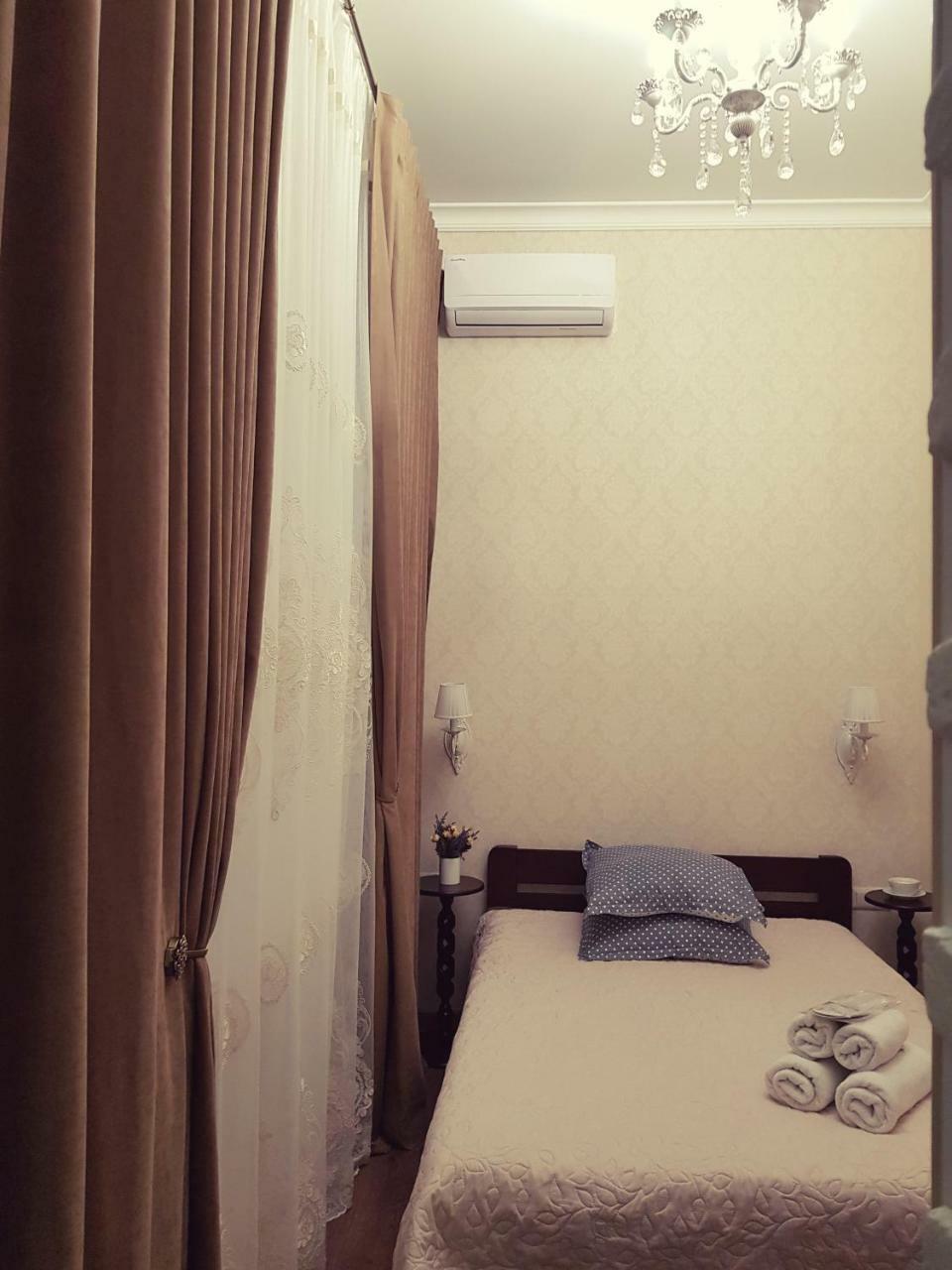 Mini Otel Cozy Patio Odessa Exterior photo
